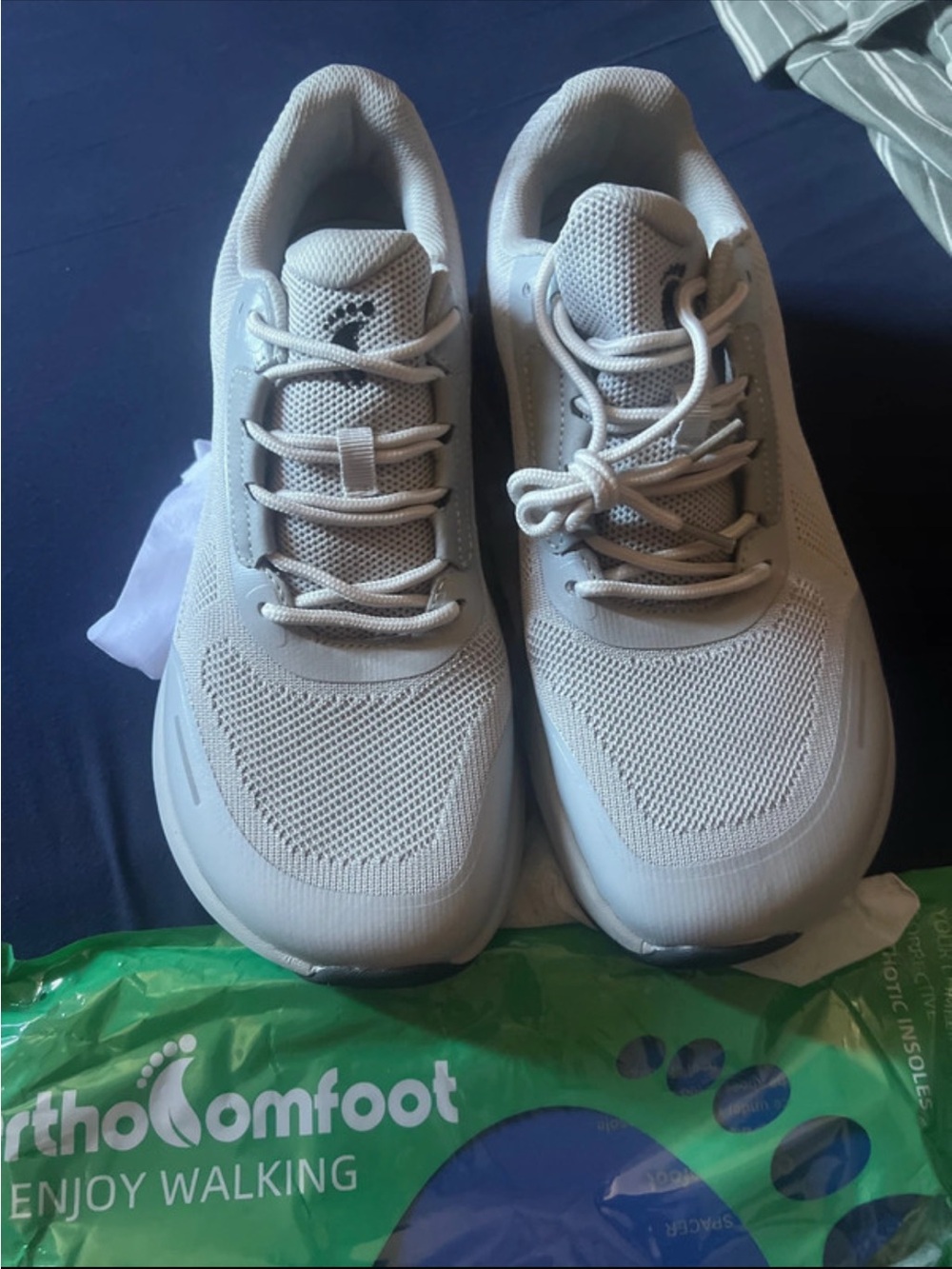 Men White Walking Sneakers